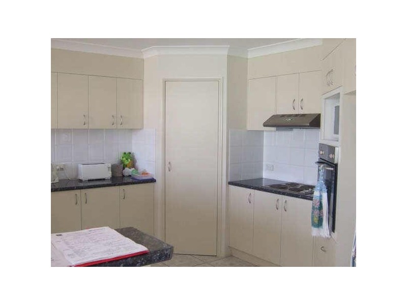 39 Yvonne Cres, Mount Warren Park QLD 4207