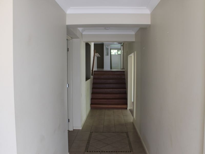 3 Mossman Parade, Waterford QLD 4133