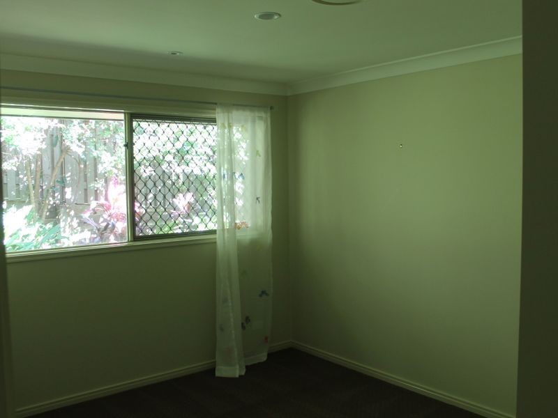 3 Mossman Parade, Waterford QLD 4133