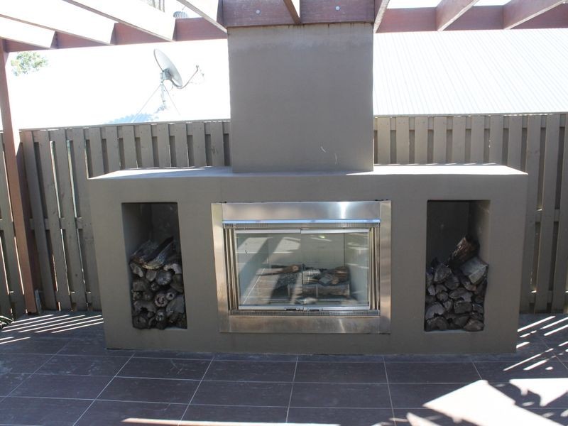 3 Mossman Parade, Waterford QLD 4133