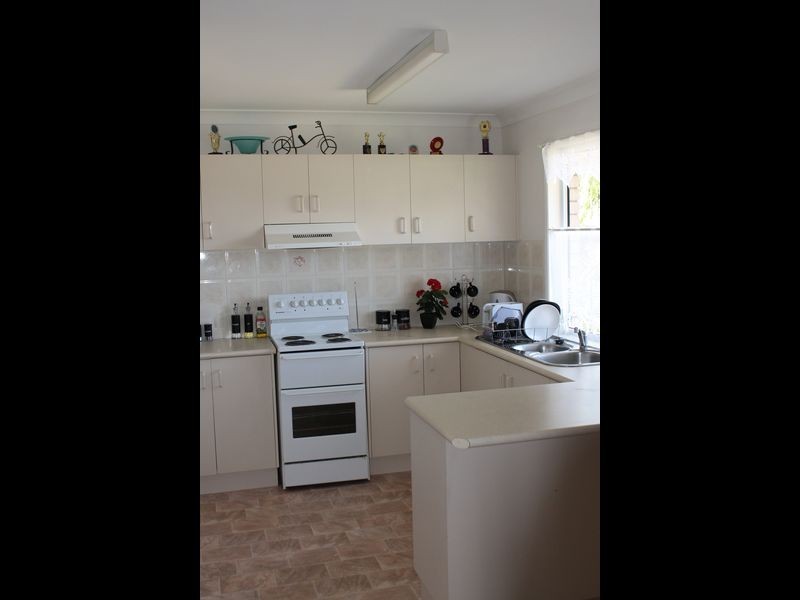 85 Overland Drive, Edens Landing QLD 4207