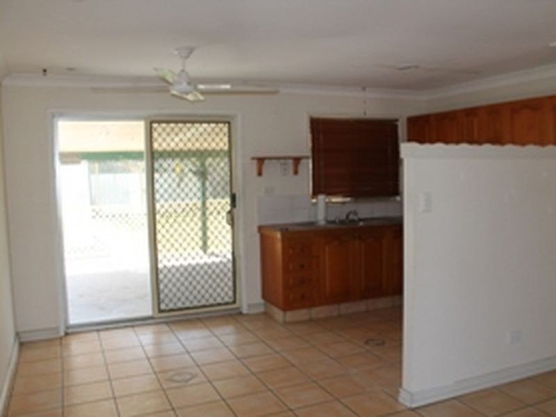 16 Balmoral St, Eagleby QLD 4207