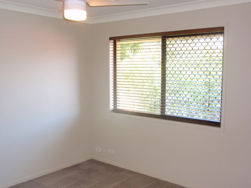 402 Springwood Rd, Springwood QLD 4127