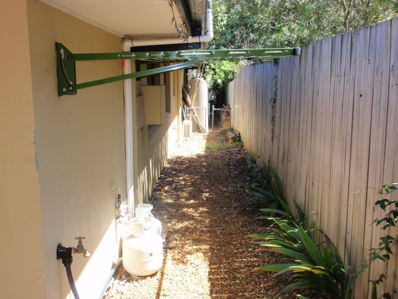 402 Springwood Rd, Springwood QLD 4127