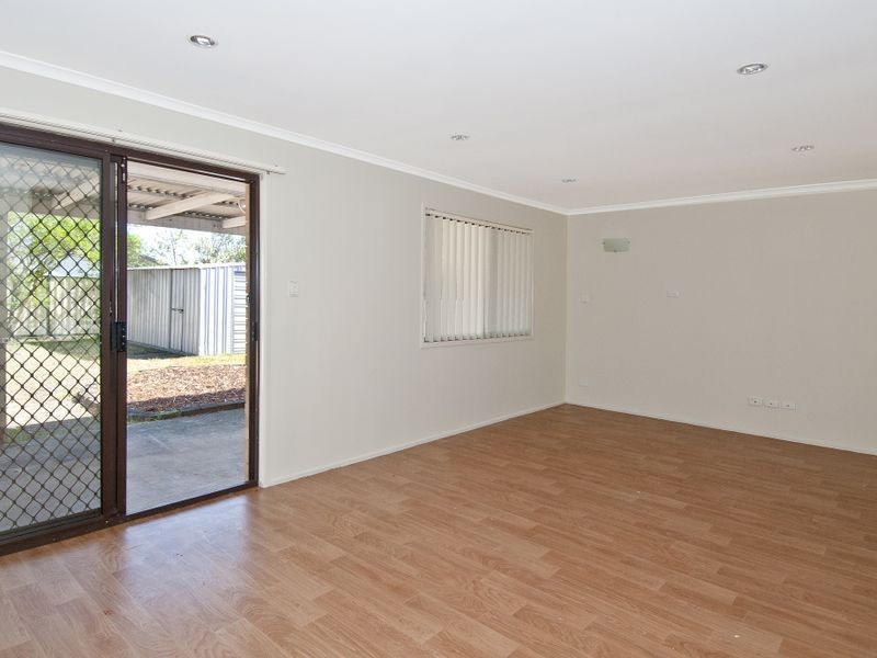 10 Beutel St, Waterford West QLD 4133