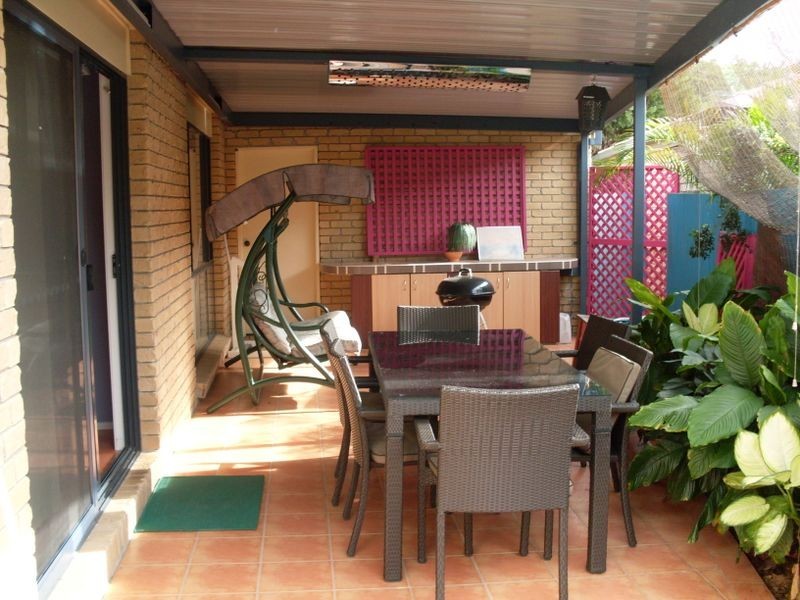 5 Forestglen Cr, Bahrs Scrub QLD 4207