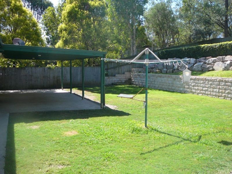 24 Morisset Ct, Edens Landing QLD 4207