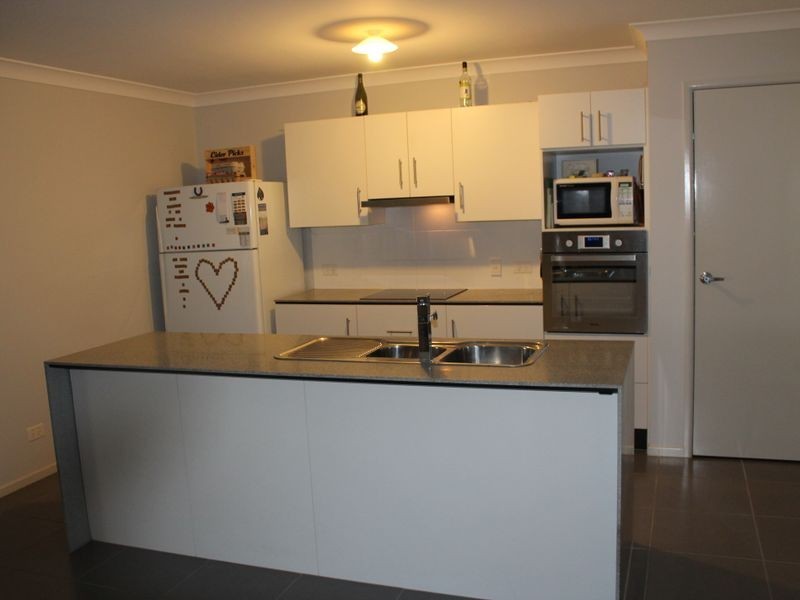 64 River Park Drive, Loganholme QLD 4129