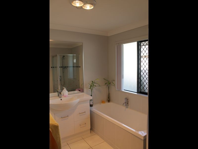 64 River Park Drive, Loganholme QLD 4129