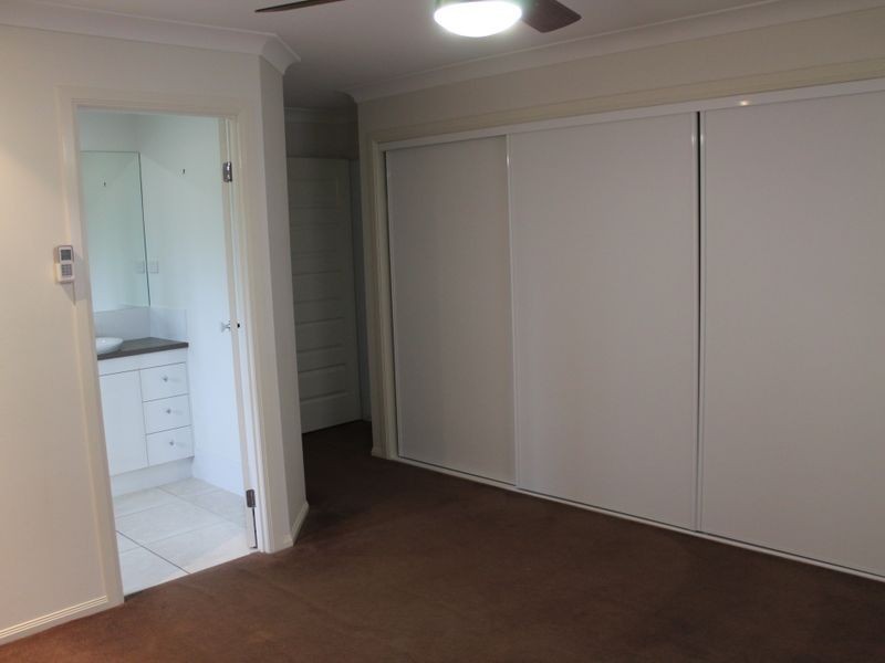 20 Skyline Circ, Bahrs Scrub QLD 4207