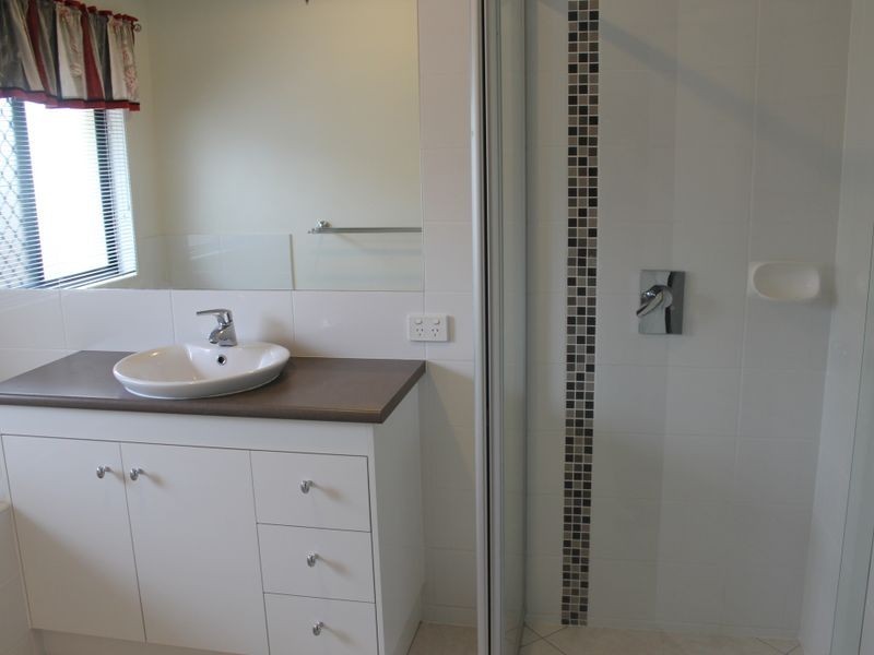 20 Skyline Circ, Bahrs Scrub QLD 4207