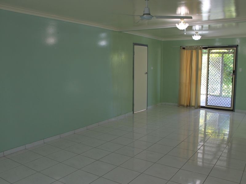 21 Forestwood Street, Crestmead QLD 4132