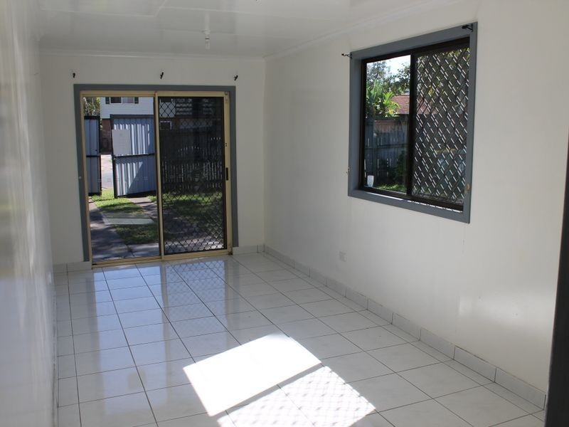 21 Forestwood Street, Crestmead QLD 4132