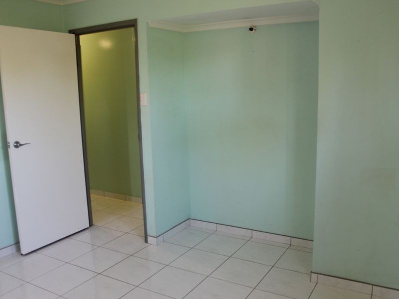 21 Forestwood Street, Crestmead QLD 4132