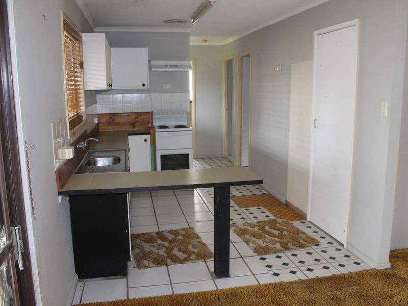 42 Dublin Drive, Eagleby QLD 4207