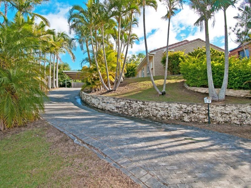 9 Leighton Drive, Edens Landing QLD 4207