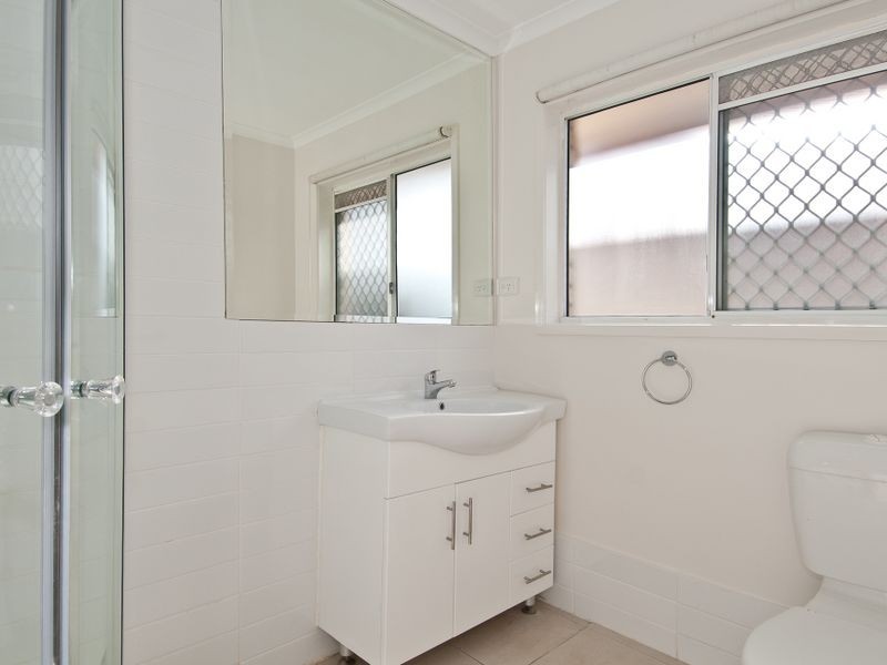 9 Leighton Drive, Edens Landing QLD 4207