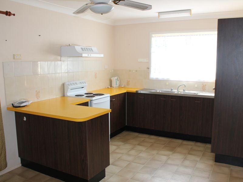 27 Benjul Drive, Beenleigh QLD 4207