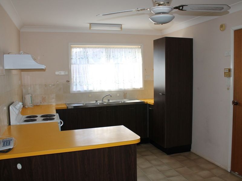27 Benjul Drive, Beenleigh QLD 4207
