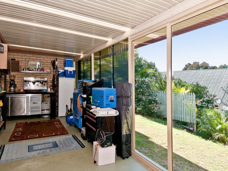 11 Leanne Crt, Mount Warren Park QLD 4207