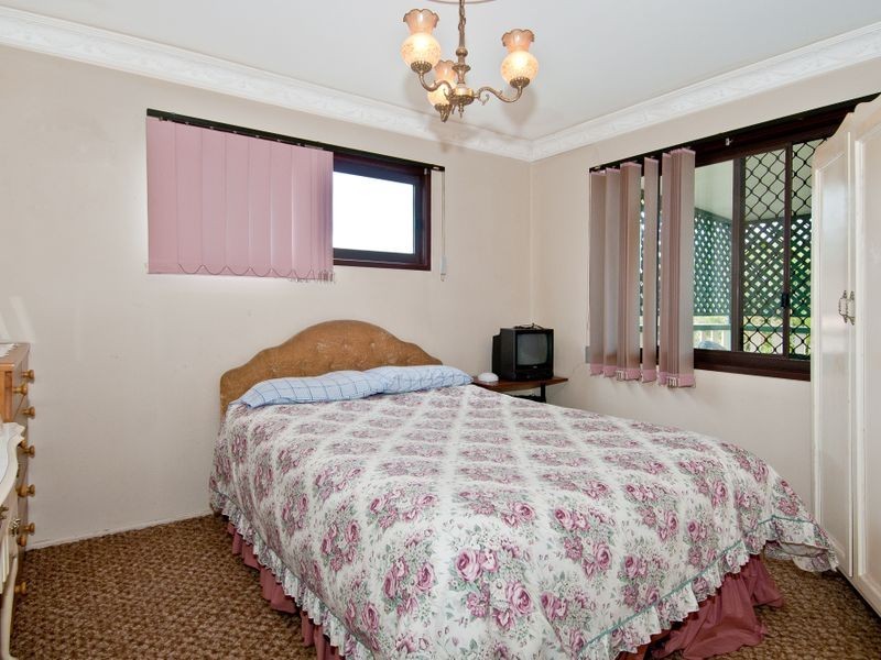 4 Hazel Pl, Beenleigh QLD 4207