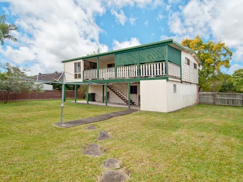 4 Hazel Pl, Beenleigh QLD 4207