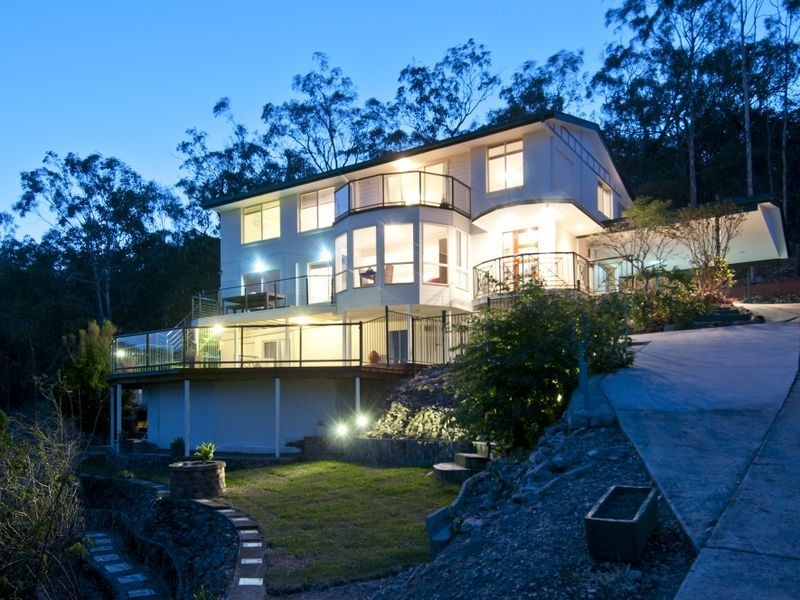 2/12 Jay court, Mount Warren Park QLD 4207