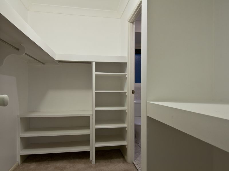 2/12 Jay court, Mount Warren Park QLD 4207