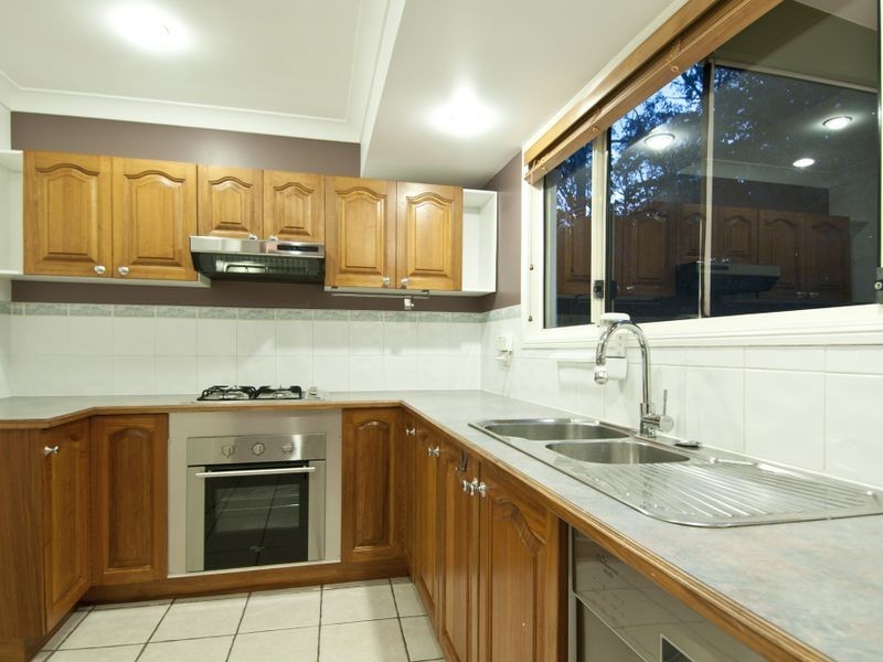 2/12 Jay court, Mount Warren Park QLD 4207