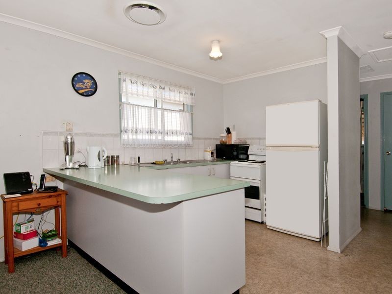 2 Fern Tree, Stapylton QLD 4207