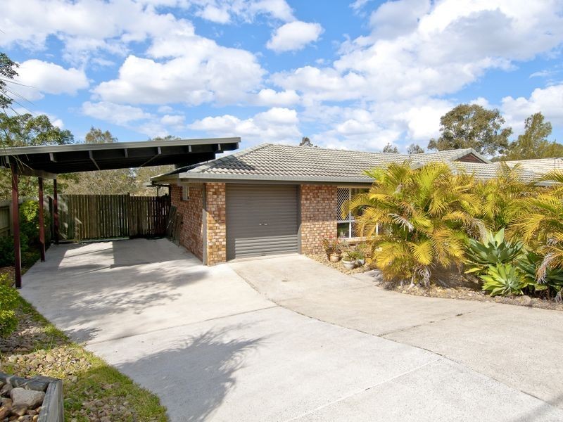 12 Duesbury Crescent, Edens Landing QLD 4207