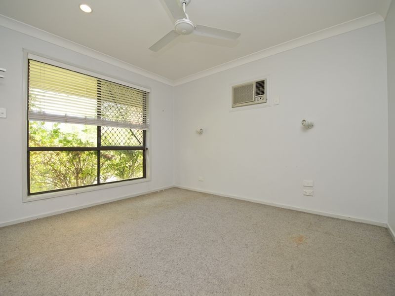 3 Duesbury Crescent, Edens Landing QLD 4207