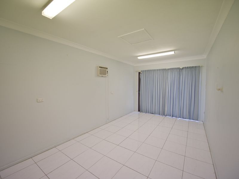 3 Duesbury Crescent, Edens Landing QLD 4207