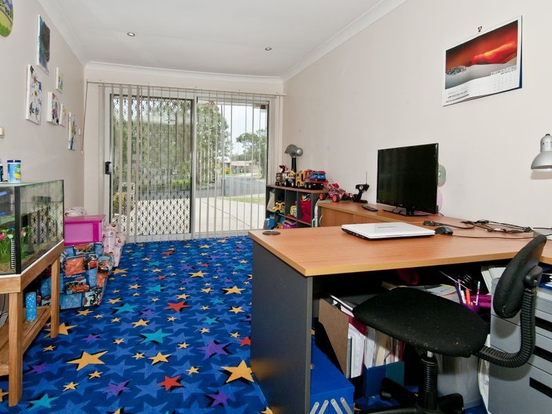 13 Sloane Court, Waterford West QLD 4133