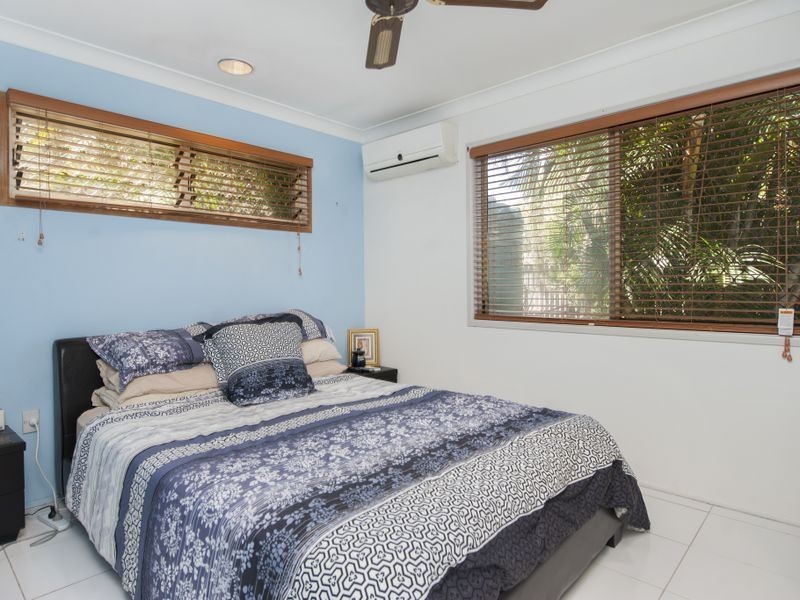 8 Sandstone Ct, Eagleby QLD 4207