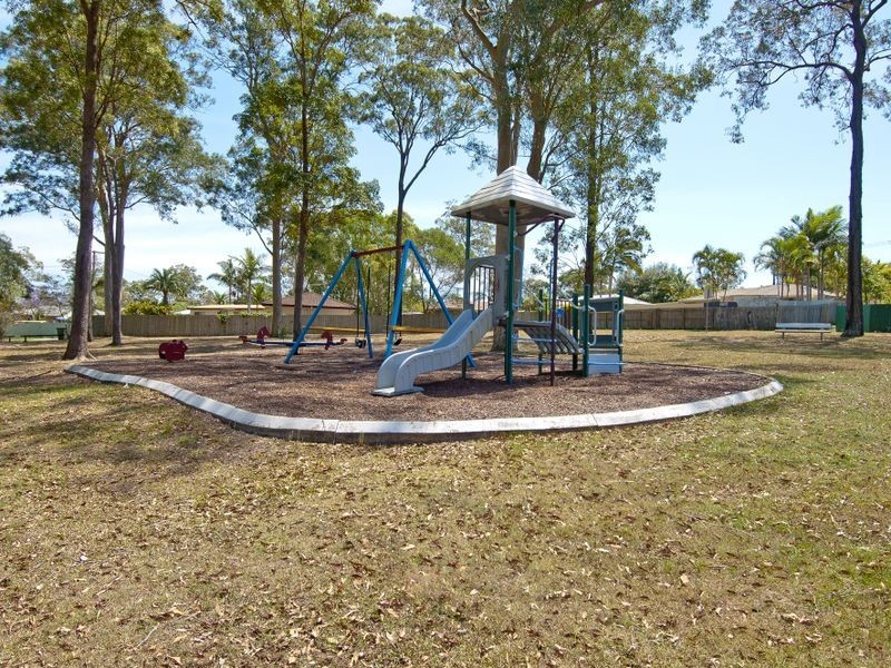 8 Sandstone Ct, Eagleby QLD 4207