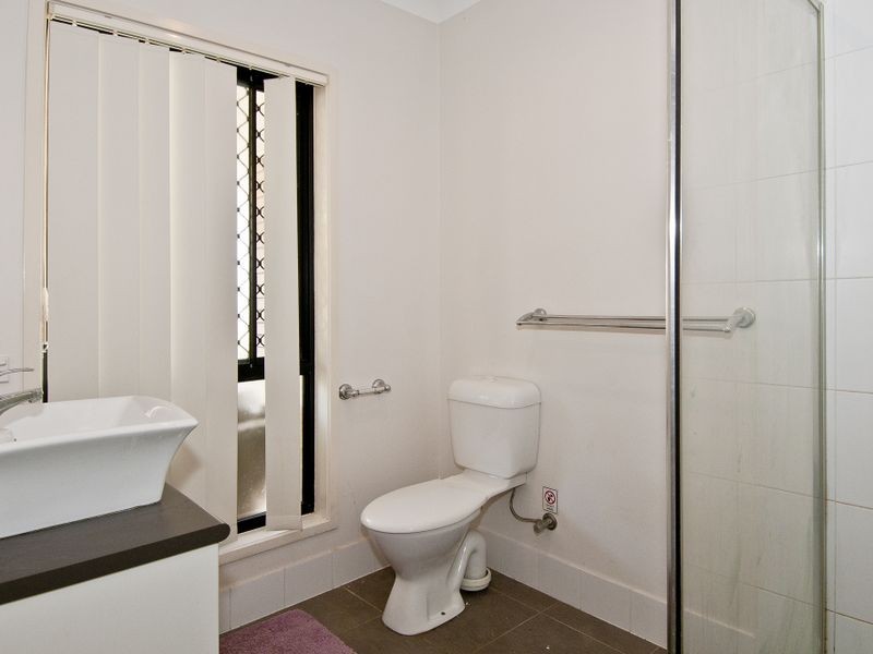 31 Mossman Parade, Waterford QLD 4133