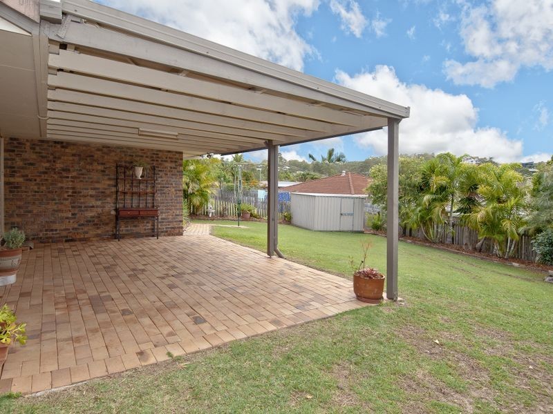 96 Castile Crescent, Edens Landing QLD 4207