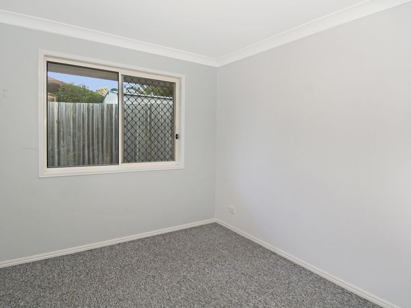 6 Richardson Court, Edens Landing QLD 4207