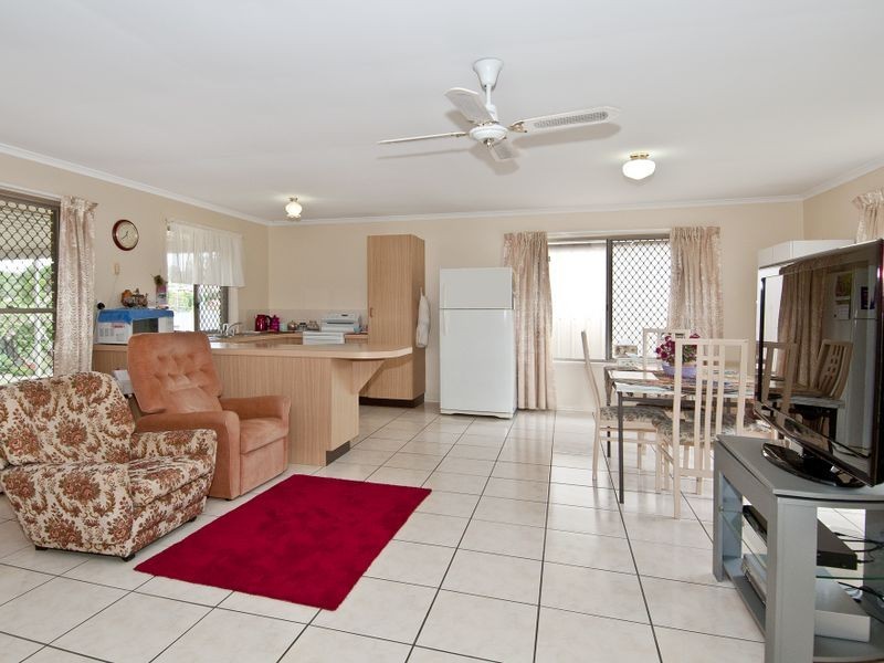 10 Clayton Drive, Edens Landing QLD 4207