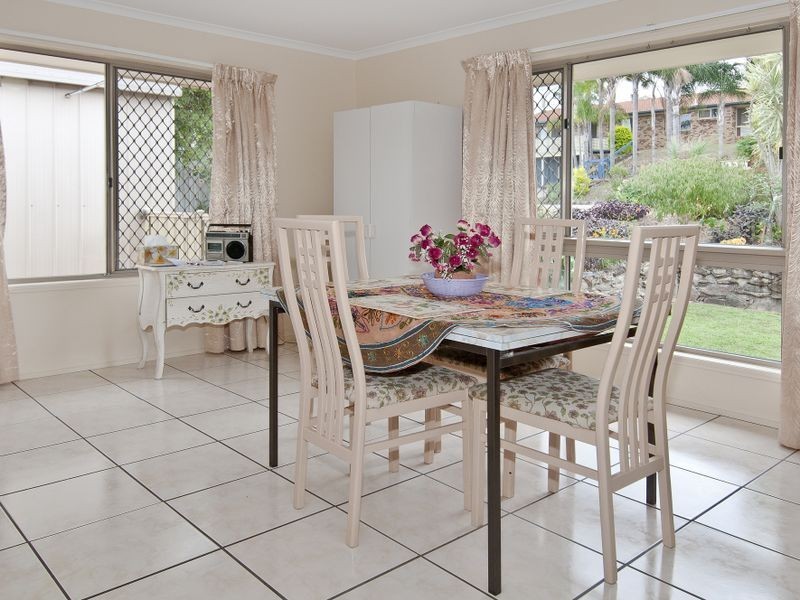 10 Clayton Drive, Edens Landing QLD 4207