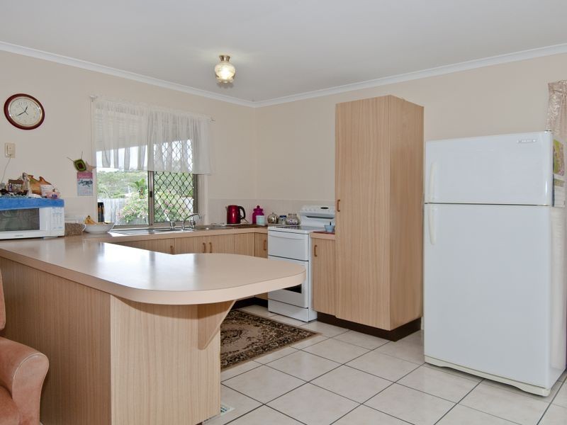 10 Clayton Drive, Edens Landing QLD 4207