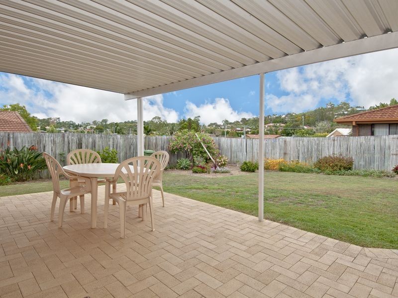 10 Clayton Drive, Edens Landing QLD 4207