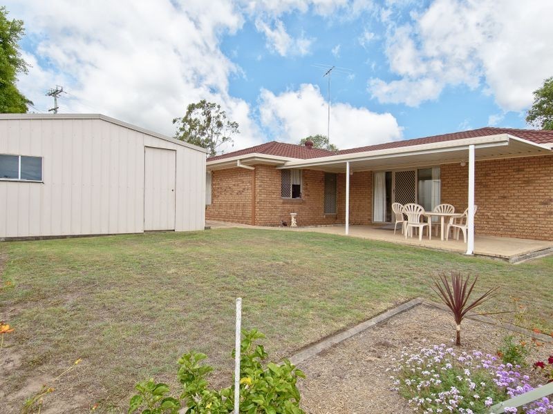 10 Clayton Drive, Edens Landing QLD 4207