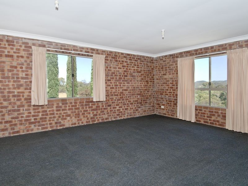 15 Kummara Road, Edens Landing QLD 4207