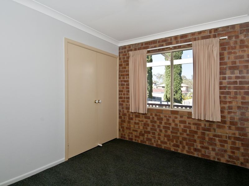 15 Kummara Road, Edens Landing QLD 4207