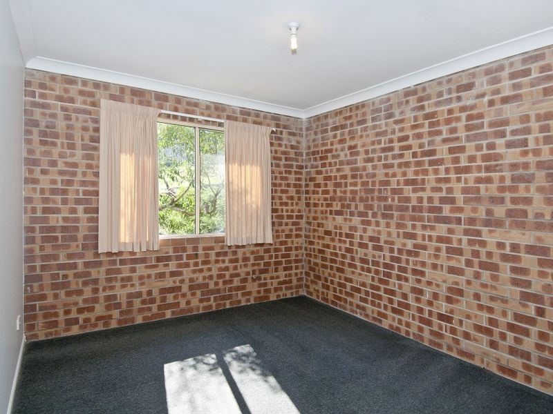 15 Kummara Road, Edens Landing QLD 4207