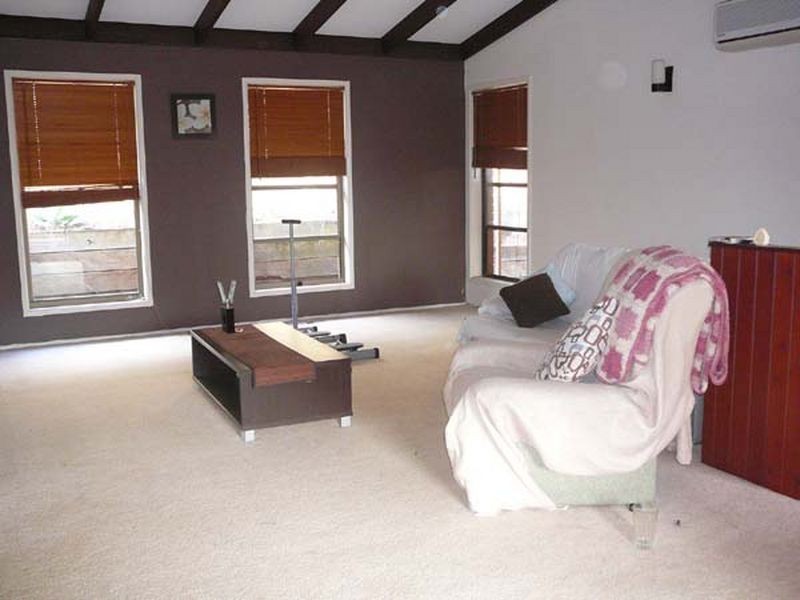 5 Eskdale St, Holmview QLD 4207