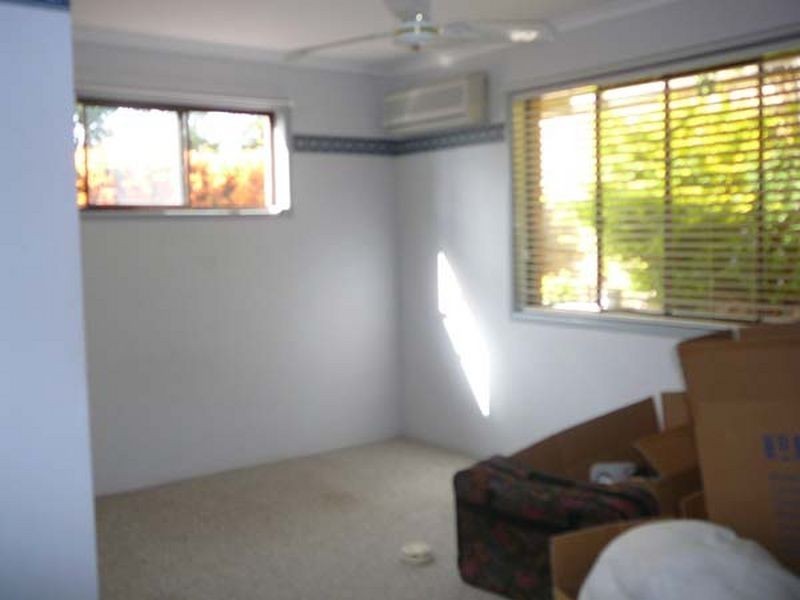 5 Eskdale St, Holmview QLD 4207