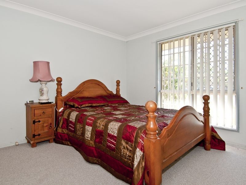 118 Castile Crescent, Edens Landing QLD 4207